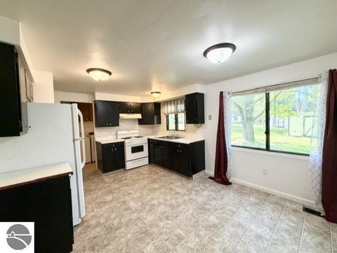 Tiny photo for 510 S Mill Street, St Louis, MI 48880 (MLS # 1951053)