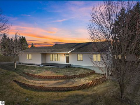 Photo of 160 Fairview Drive, Manton, MI 49663 (MLS # 1943674)