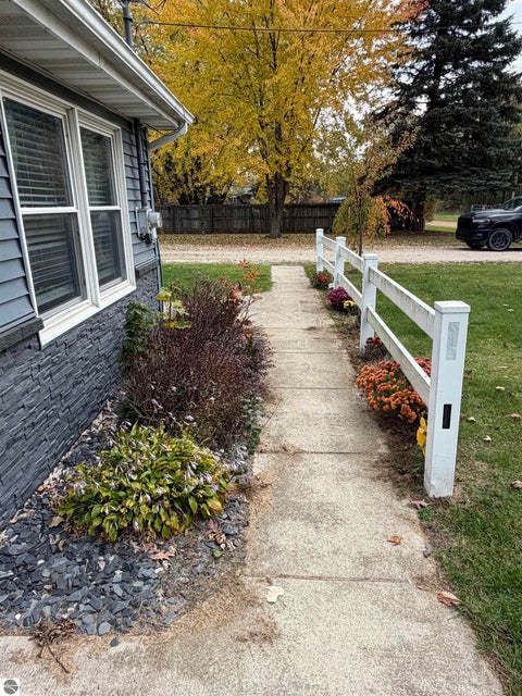 Tiny photo for 4903 E Valley Road, Mt Pleasant, MI 48858 (MLS # 1951951)