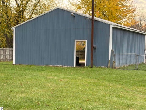 Tiny photo for 4903 E Valley Road, Mt Pleasant, MI 48858 (MLS # 1951951)