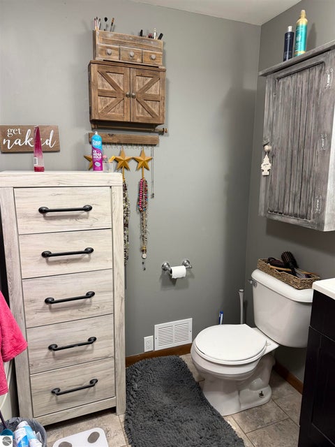 Tiny photo for 4903 E Valley Road, Mt Pleasant, MI 48858 (MLS # 1951951)
