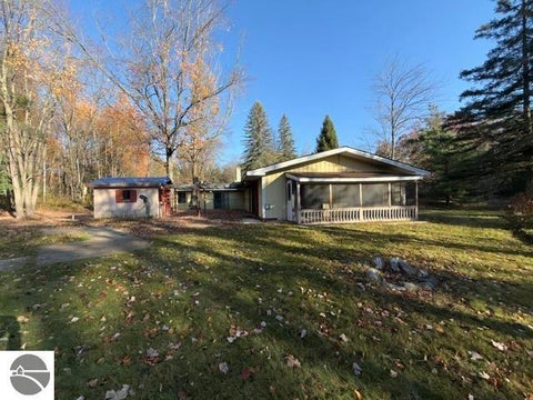 Tiny photo for 971 N Al Moses Road, Lake City, MI 49651 (MLS # 1951834)