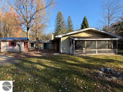 Tiny photo for 971 N Al Moses Road, Lake City, MI 49651 (MLS # 1951834)