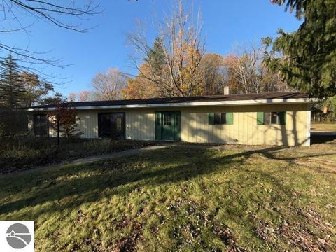 Tiny photo for 971 N Al Moses Road, Lake City, MI 49651 (MLS # 1951834)