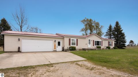 Photo of 1508 NE County Road 571, Kalkaska, MI 49646 (MLS # 1945113)