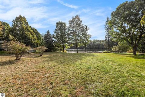 Tiny photo for 00 E Avondale Lane, Traverse City, MI 49684 (MLS # 1943135)