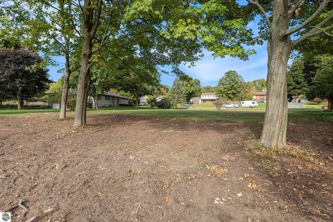 Tiny photo for 00 E Avondale Lane, Traverse City, MI 49684 (MLS # 1943135)
