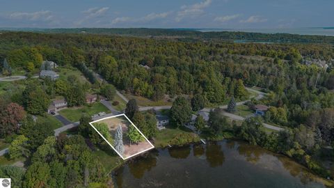 Tiny photo for 00 E Avondale Lane, Traverse City, MI 49684 (MLS # 1943135)