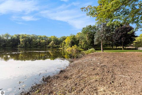 Tiny photo for 00 E Avondale Lane, Traverse City, MI 49684 (MLS # 1943135)