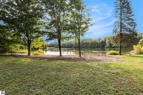 Tiny photo for 00 E Avondale Lane, Traverse City, MI 49684 (MLS # 1943135)