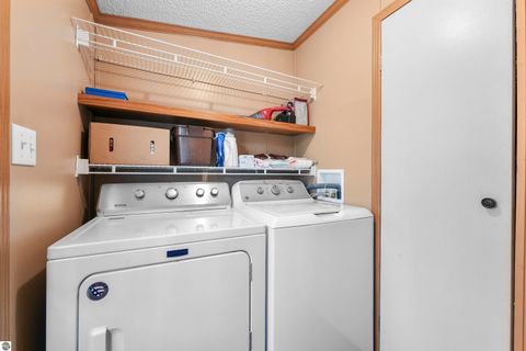 Tiny photo for 202 Forestville Road, Houghton Lake, MI 48629 (MLS # 1944339)