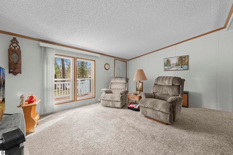 Tiny photo for 202 Forestville Road, Houghton Lake, MI 48629 (MLS # 1944339)