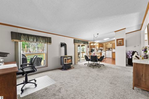 Tiny photo for 202 Forestville Road, Houghton Lake, MI 48629 (MLS # 1944339)