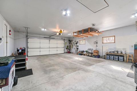 Tiny photo for 202 Forestville Road, Houghton Lake, MI 48629 (MLS # 1944339)