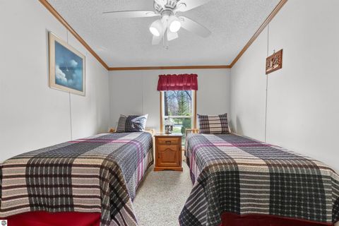 Tiny photo for 202 Forestville Road, Houghton Lake, MI 48629 (MLS # 1944339)