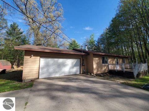 Photo of 4022 Chippewa Trail, Hale, MI 48739 (MLS # 1945596)