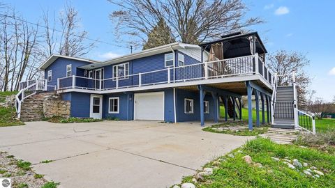 Tiny photo for 4419 E State Road, Hale, MI 48739 (MLS # 1944898)
