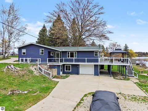 Tiny photo for 4419 E State Road, Hale, MI 48739 (MLS # 1944898)