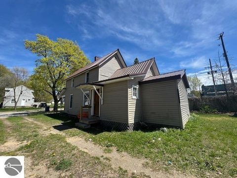 Tiny photo for 817 N Simons Street, Cadillac, MI 49601 (MLS # 1944710)