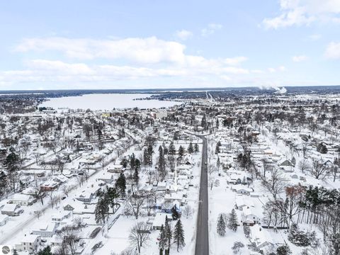 Tiny photo for 754 E Division Street, Cadillac, MI 49601 (MLS # 1941177)