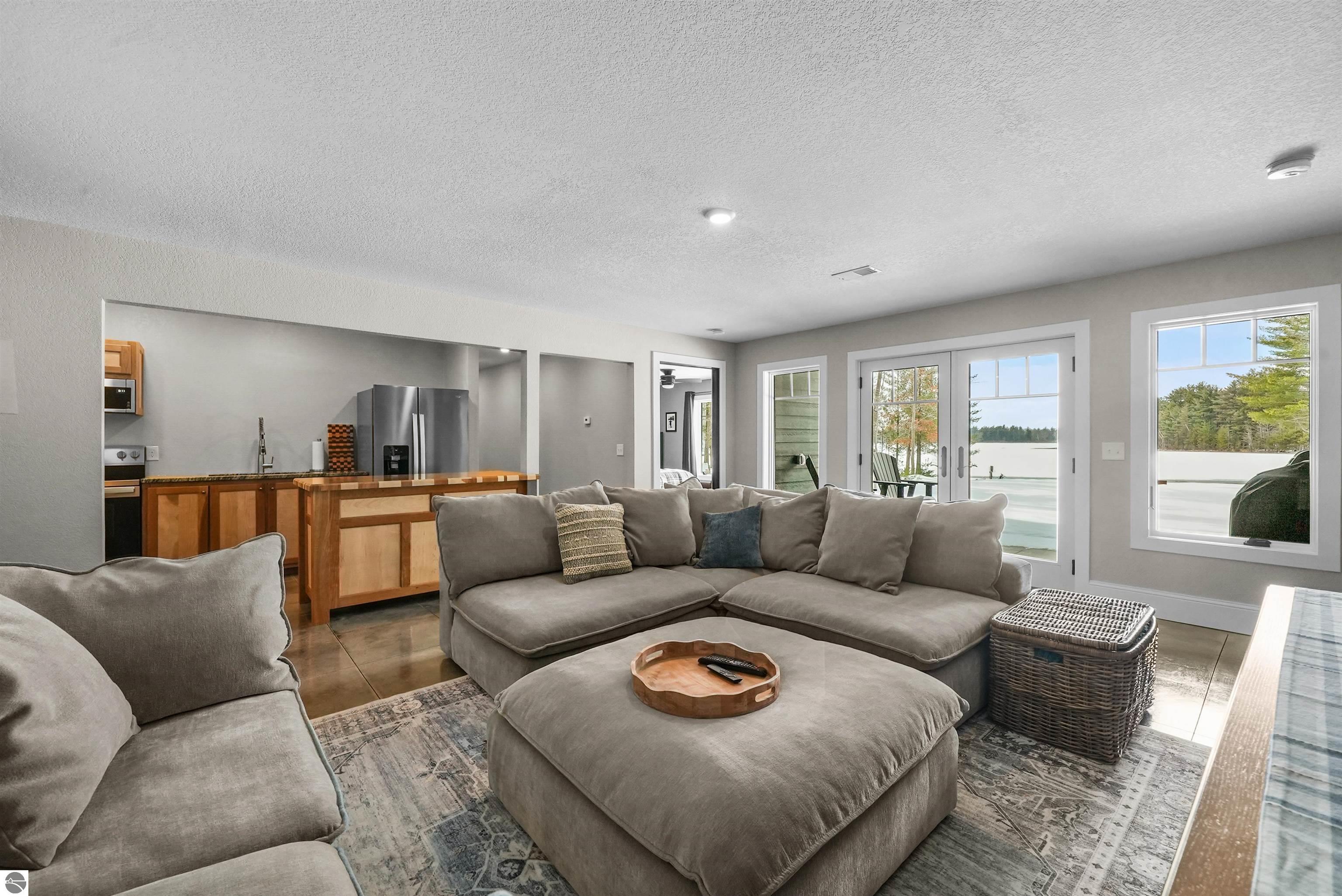 248 S Carolyn Dr, Lake City, MI, 49651, USA, 5 Bedrooms Bedrooms, ,3 BathroomsBathrooms,Residential,Active,248 S Carolyn Dr,1943250