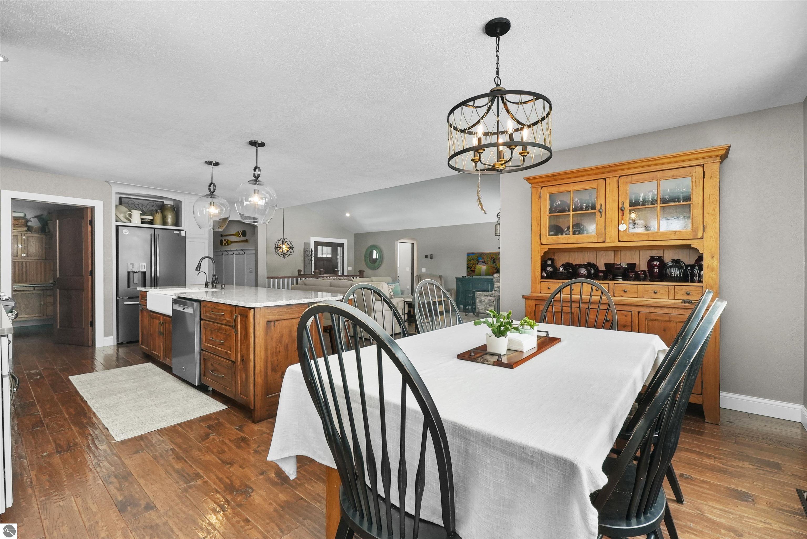 248 S Carolyn Dr, Lake City, MI, 49651, USA, 5 Bedrooms Bedrooms, ,3 BathroomsBathrooms,Residential,Active,248 S Carolyn Dr,1943250