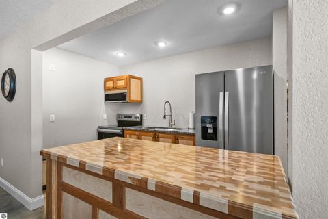 Tiny photo for 248 S Carolyn Drive, Lake City, MI 49651 (MLS # 1943250)