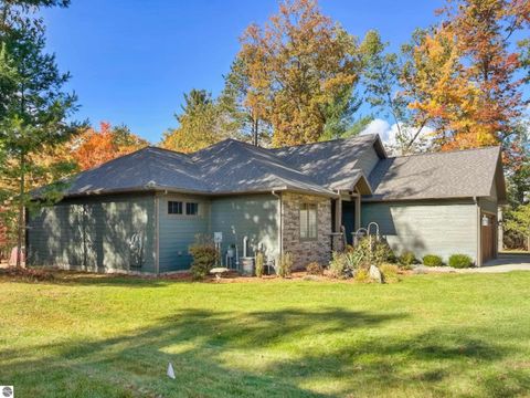 Tiny photo for 248 S Carolyn Drive, Lake City, MI 49651 (MLS # 1943250)