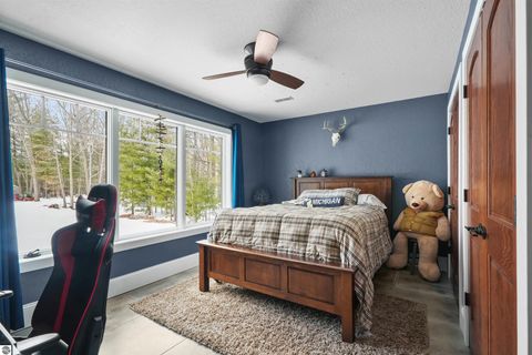 Tiny photo for 248 S Carolyn Drive, Lake City, MI 49651 (MLS # 1943250)