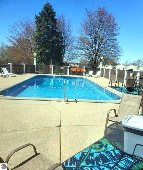 Tiny photo for 1700 Piper Place #E, Alma, MI 48801 (MLS # 1942455)