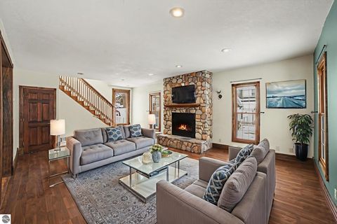 Tiny photo for 105 N 4th Street, Shepherd, MI 48883 (MLS # 1941960)