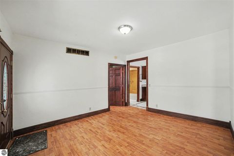 Tiny photo for 105 N 4th Street, Shepherd, MI 48883 (MLS # 1941960)