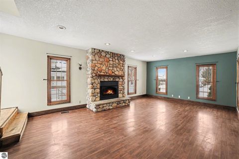 Tiny photo for 105 N 4th Street, Shepherd, MI 48883 (MLS # 1941960)