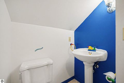 Tiny photo for 105 N 4th Street, Shepherd, MI 48883 (MLS # 1941960)