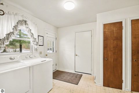 Tiny photo for 5491 E Esmond Road, Hale, MI 48739 (MLS # 1942442)