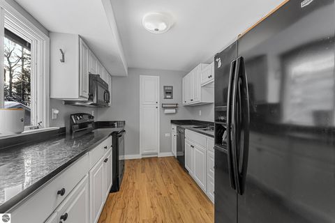 Tiny photo for 1404 Wayne Street, Traverse City, MI 49684 (MLS # 1941682)