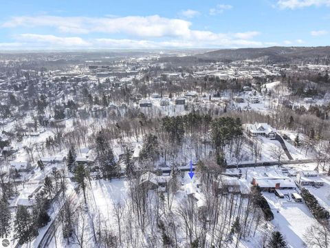 Tiny photo for 1404 Wayne Street, Traverse City, MI 49684 (MLS # 1941682)