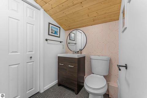 Tiny photo for 1404 Wayne Street, Traverse City, MI 49684 (MLS # 1941682)