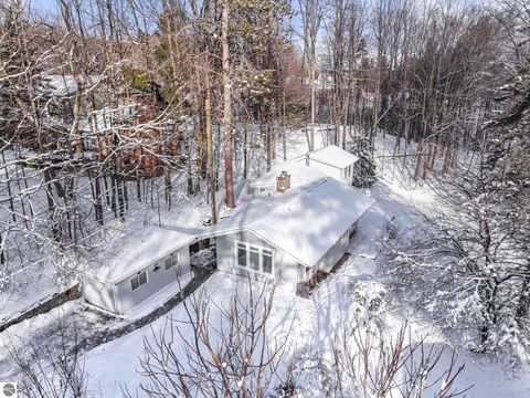 Tiny photo for 1404 Wayne Street, Traverse City, MI 49684 (MLS # 1941682)