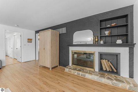 Tiny photo for 1404 Wayne Street, Traverse City, MI 49684 (MLS # 1941682)