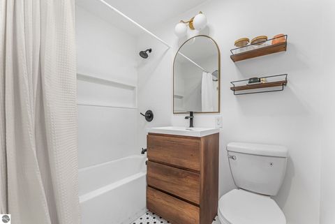 Tiny photo for 1404 Wayne Street, Traverse City, MI 49684 (MLS # 1941682)