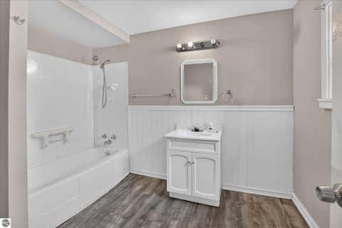 Tiny photo for 803 Joseph Street, Bay City, MI 48706 (MLS # 1949067)