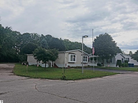 Tiny photo for 2374 Friendship Drive, Traverse City, MI 49686 (MLS # 1950083)