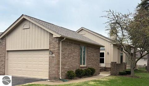 Photo of 16600 Sarjay Drive, Clinton Township, MI 48038 (MLS # 1943870)