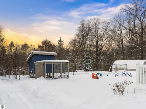 Tiny photo for 9131 W Jennings Road, Lake City, MI 49651 (MLS # 1941818)