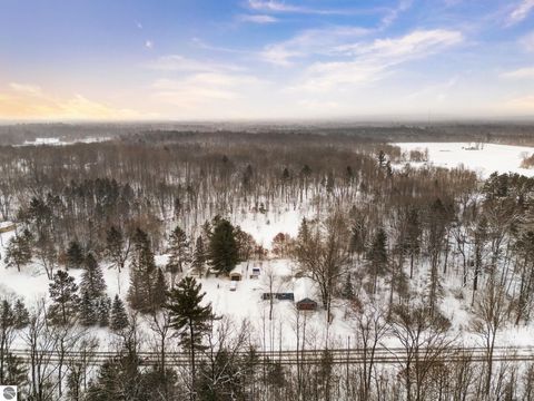 Tiny photo for 9131 W Jennings Road, Lake City, MI 49651 (MLS # 1941818)