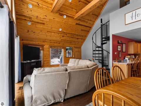 Tiny photo for 9131 W Jennings Road, Lake City, MI 49651 (MLS # 1941818)