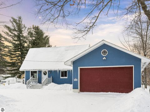 Tiny photo for 9131 W Jennings Road, Lake City, MI 49651 (MLS # 1941818)