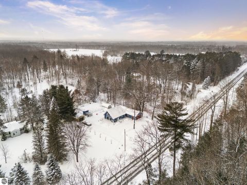 Tiny photo for 9131 W Jennings Road, Lake City, MI 49651 (MLS # 1941818)