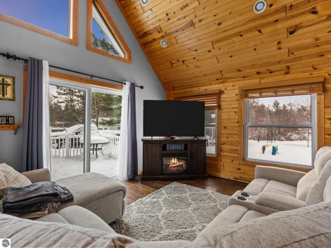 Tiny photo for 9131 W Jennings Road, Lake City, MI 49651 (MLS # 1941818)